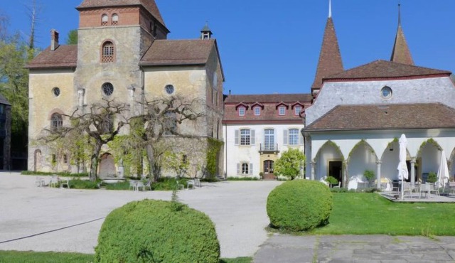 Apartment Schloss Münchenwiler in Münchenwiler - 5 persons, 3 bedrooms