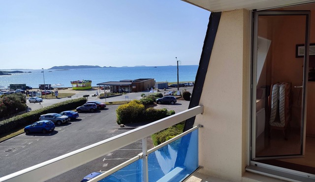 Apartment sea view, 50m from the beach Trestel en Trévou Tréguigne 22260