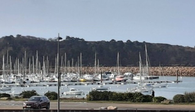 Apartment sea view 100 m beach 4 pers 52 m2