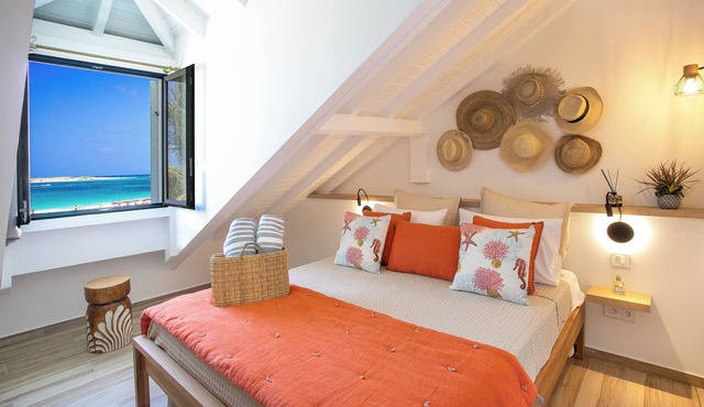 Apartment sea view Orient bay beach