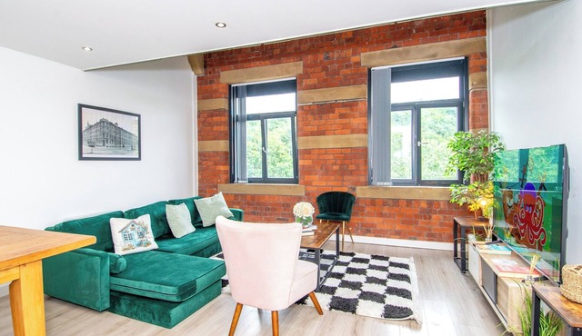 Apartment - Sleeps 4 - Parking - Workspace