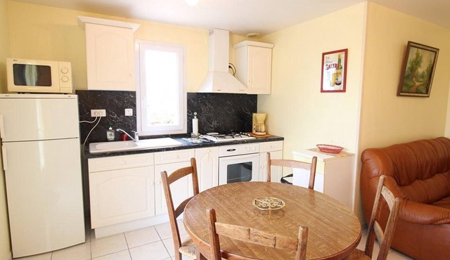 Apartment Sourniac, 2 bedrooms, 4 persons