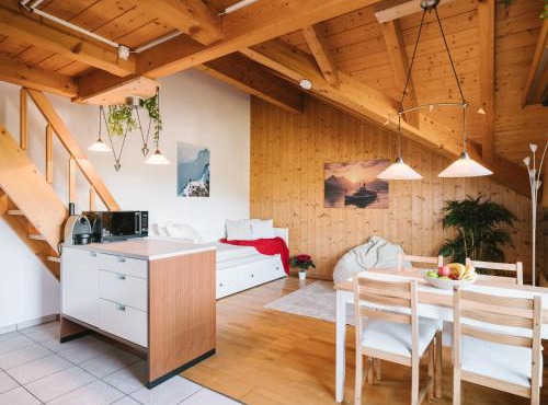 Apartment Steamboat Suite in See- und Bergnähe, 4 Gäste, Balkon mit Aussicht