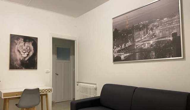 Apartment 'Studio Paris 1km Parc Des Expos' with Shared Garden and Wi-Fi