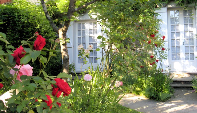 Apartment 'Studio' with Private Terrace and Shared Garden