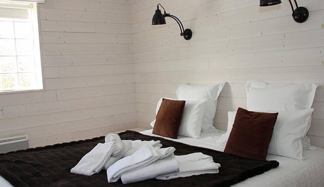 Apartment-Superior-Ensuite with Shower-Garden view-Au Rez-de-chaussee