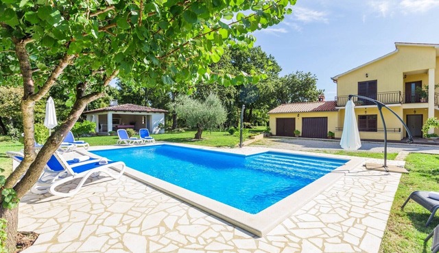 Apartment Susnjici 1 with Pool, BBQ, Children Playground and Balcony