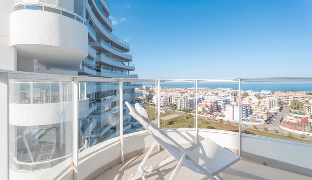 Apartment 'Tu Escapada En Canet' with Sea View, Wi-Fi and Air Conditioning