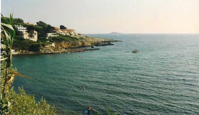 Apartment T3, 2 bedrooms for 4 people in villa 150 meters from the sea