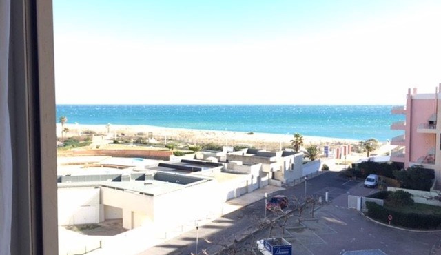 Apartment T3, 6 pers, BBQ, terrace, parking, beach nearby