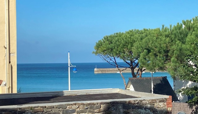 Apartment T3 in the immediate vicinity of the large beach of Val André