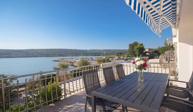 Apartment Tamaris D with Seaview
