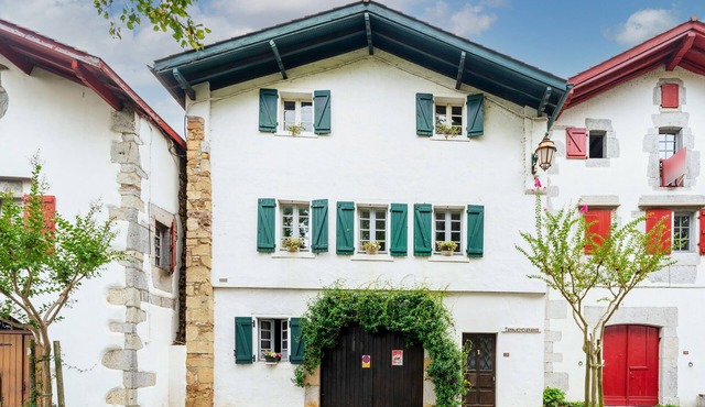 Apartment 'Tamburine Xaharra' with Mountain View and Wi-Fi