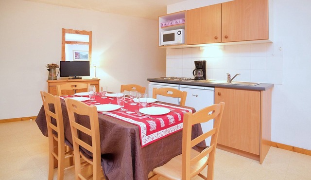 Apartment Termignon near Ski Gondola