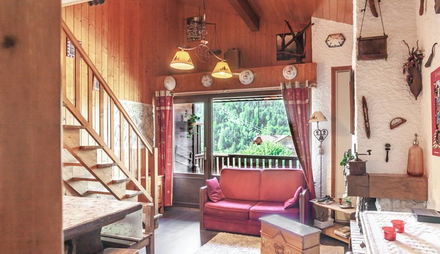 Apartment 'Tournette' close to Le Grand-Bornand with Mountain View, Balcony