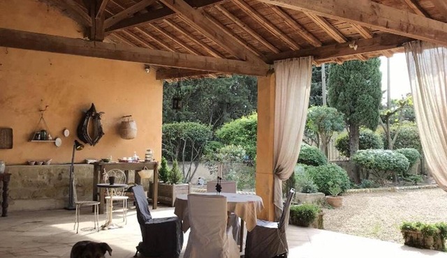 Apartment 'Une Maison Dans Un Mas' with Private Pool, Private Terrace and Wi-Fi