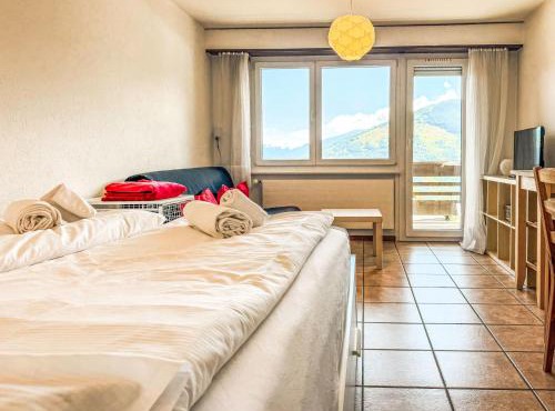 Apartment Valaisia 35A by Interhome