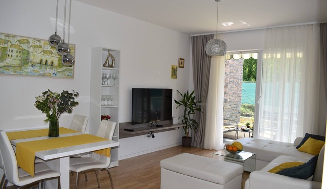 Apartment Vapor - Two Bedroom Apartment with Balcony