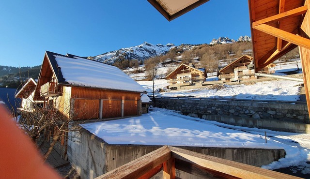 Apartment Vaujany Les Valmonts, 4 people with sauna and hammam