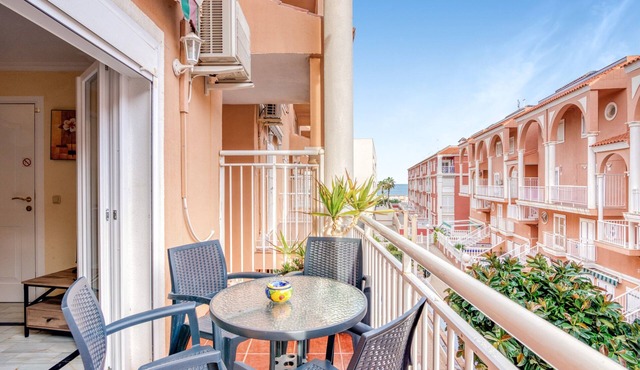 Apartment 'Verano Azul' with Shared Pool, Wi-Fi and Air Conditioning