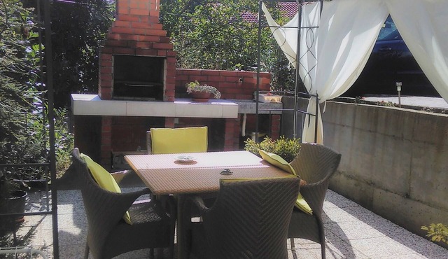 Apartment Vesna, (14033), Opatija, hr