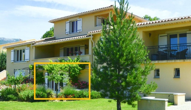 Apartment 'Villa Fleury Studio' with Mountain View, Private Terrace and Wi-Fi