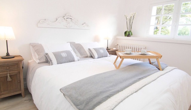 Apartment 'Villa Prat Bras - T1 - Romantique' with Shared Garden and Wi-Fi