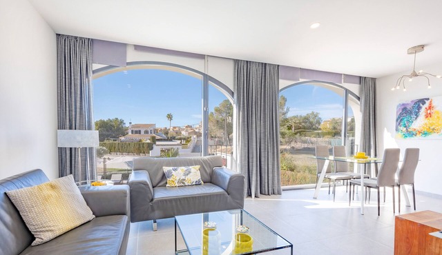 Apartment 'Villa Hoy Limón' with Mountain View, Wi-Fi and Air Conditioning