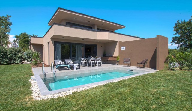 Apartment Villa Querchus by Interhome