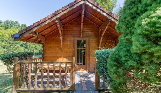 Apartment 'Violette' with Mountain View, Wi-Fi and Air Conditioning