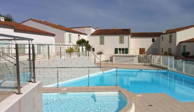 Apartment VUE MER with swimming pool access