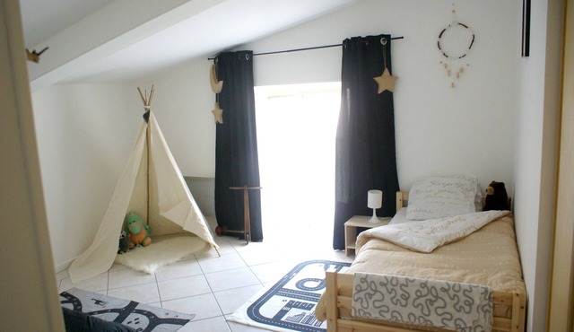 Apartment with terrace and courtyard, countryside 15 minutes from the Place Stanislas