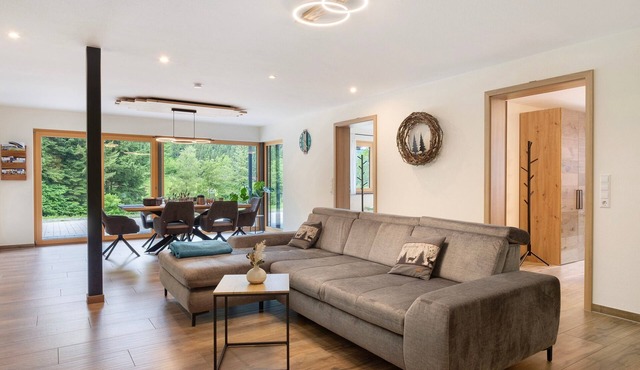 Apartment 'Waldblick Mühlenbach' with Mountain View, Private Terrace and Wi-Fi