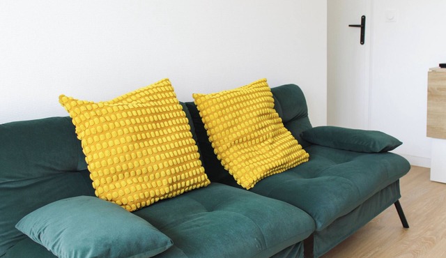 Apartment with balcony & view