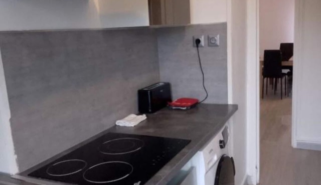 Apartment with 2 bedrooms and a large living area Morlaix near the station