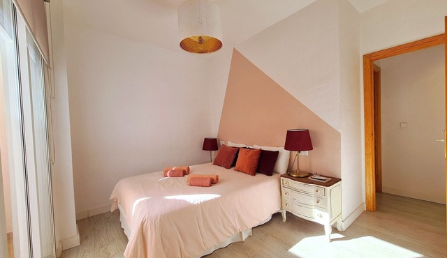 APARTMENT with 2 TERRACES and PARKING IN THE SAME BUILDING