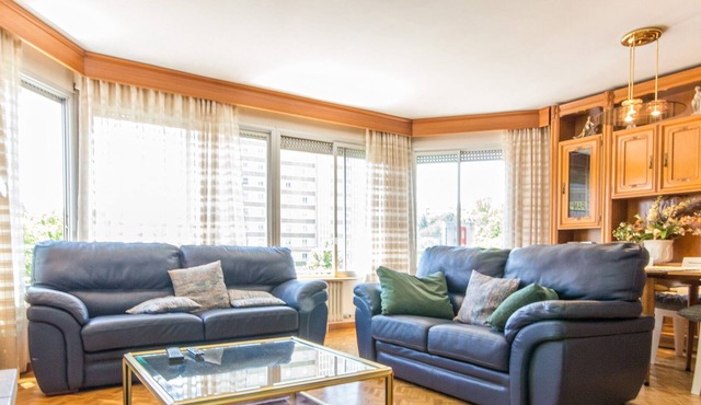 Apartment with 5 bedrooms and 3 bathrooms near the Dali Museum (Costa Brava)