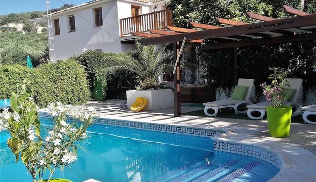 Apartment with a Mountain View and Shared Pool