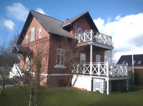 Apartment with balcony in villa Hojer
