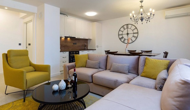 Apartment with Balcony No.18 in Nar Residence