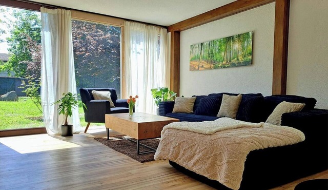 Apartment with big garden, two firepits and 5 minutes from the lake