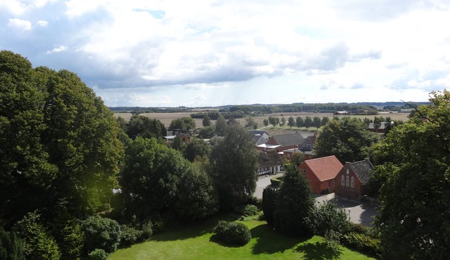 Apartment With Big Private Terrace & Private Park - Families & Couples