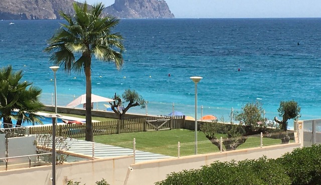 Apartment with breathtaking sea and mountain views at Cap Negret in Altea