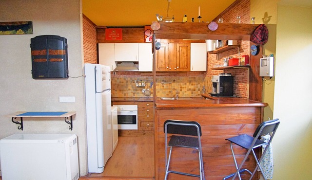 Apartment with fireplace 200 meters from Puigcerda