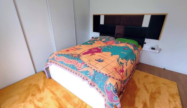 Apartment with terrace and private garden