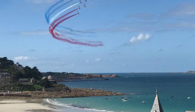 Apartment with full sea view of Trestraou.
