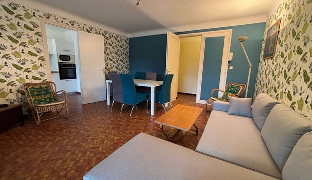 Apartment with garden and private pool in Ciboure