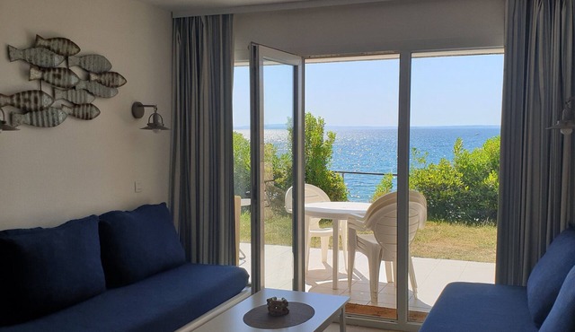 Apartment with large terrace, breathtaking sea view!