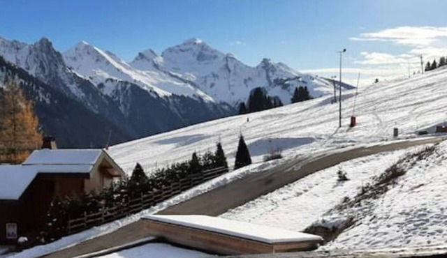 Apartment with magnificent view in Manigod (La Clusaz)