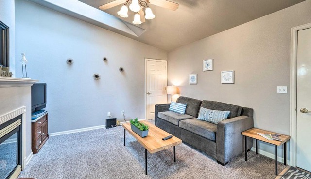 Apartment with Patio and Grill Access about half Mi to Bay!